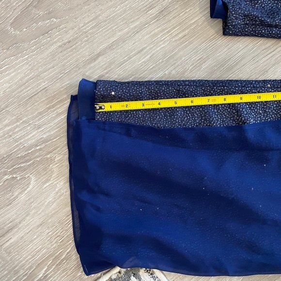 HALSTON Georgette Overlay Sequin Strapless Jumpsuit. Navy. Size 4. Resortwear. - Picture 12 of 16